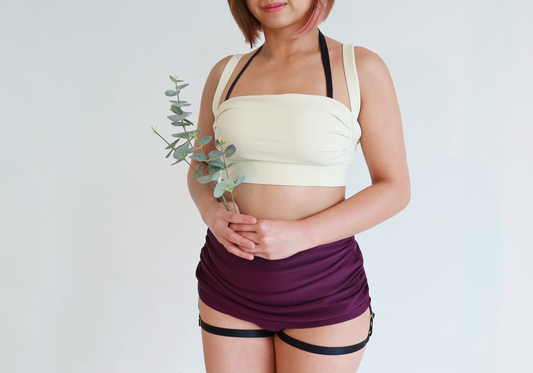 Low-cut Square Neck Top